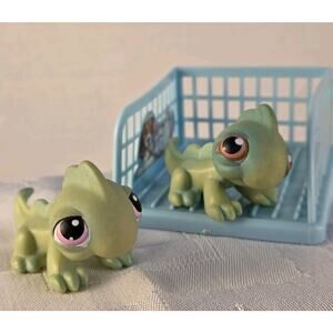 Vintage Littlest Pet Shop Gen 1 Iguana- Lot Of 2- # 29, #374 Plus Bed 2004